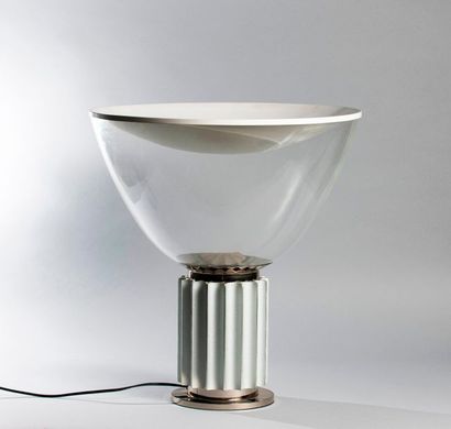 null Achille (ne? en 1918) et Pier Giacomo (1913-1968) CASTIGLIONI - FLOS EDITEUR.
Lampe...