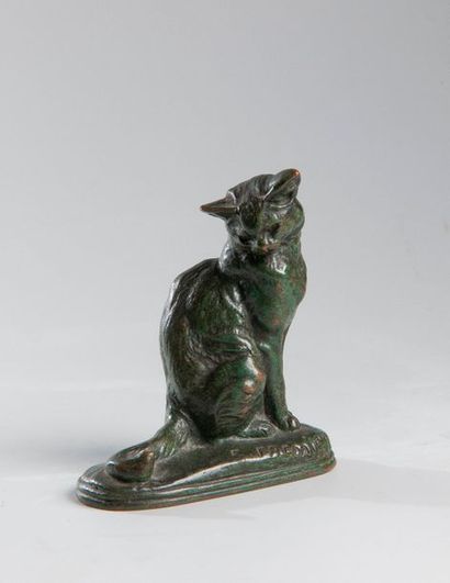 null Emmanuel FREMIET (1824-1910)
Chat assis.
Bronze à patine verte.
H. 8,5 L. 7,5...