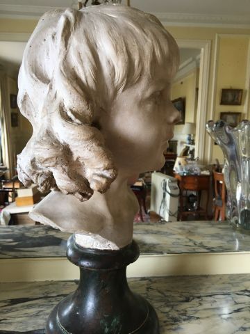 null Denys Pierre PUECH (1854-1942)
Buste de jeune fille.
Plâtre reposant sur un...