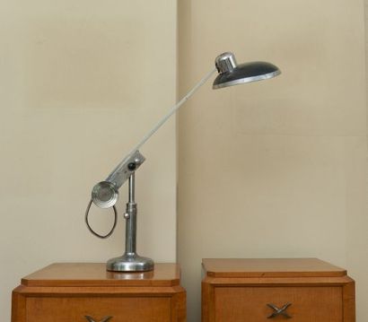 Ferdinand SOLERE 	Lampe de bureau en métal...