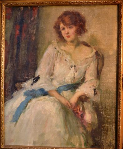 null Fernand Toussaint (1873-1955) 
"Femme assise"
Huile sur toile (usures) Monogrammée...