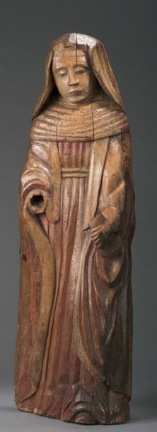null Sainte Femme voilée en bois sculpté avec trace de polychromies.
France de l'Ouest,...