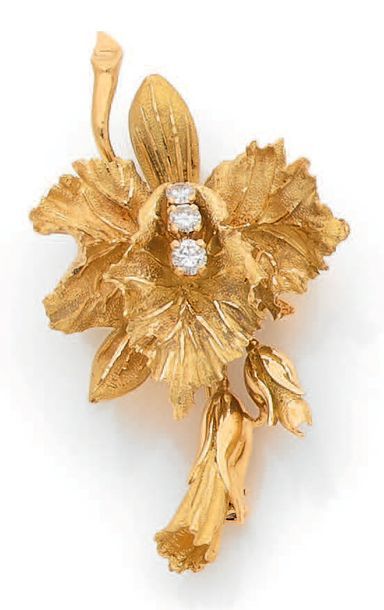 Brooch in the shape of an orchid flower in...