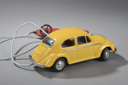 null JAPAN - TAIYO Volkswagen Cox jaune. Téléguidée avec sa boîte

Dim. 24 cm