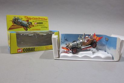 null CORGI-TOYS Gift-Set n°66 Chitty Chitty Bang Bang avec boîte.

Long. 16 cm