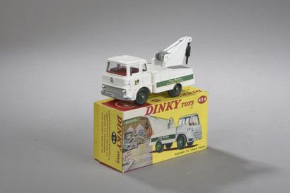 null DINKY-TOYS n°434 Camion Bedford TR dépannage. Avec boîte.