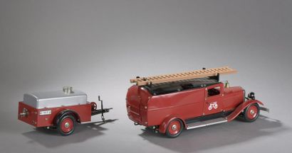 null GERMANY MARKLIN Camion incendie avec remorque et boite - 1990

Long. 68 cm