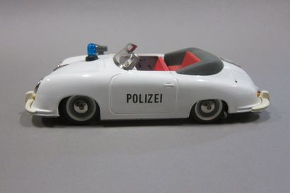 null GERMANY Distler Porsche 356 "Police". Avec boite

Long. 28 cm