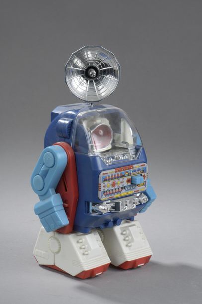 null JAPAN SH Robot Lamba II - plastique avec sa boite

Dim. 28 cm