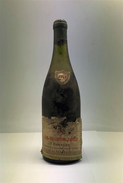 null 1 bouteille Clos des Cortons Faiveley 1929

Etiquette et capsules sales et abîmées,...