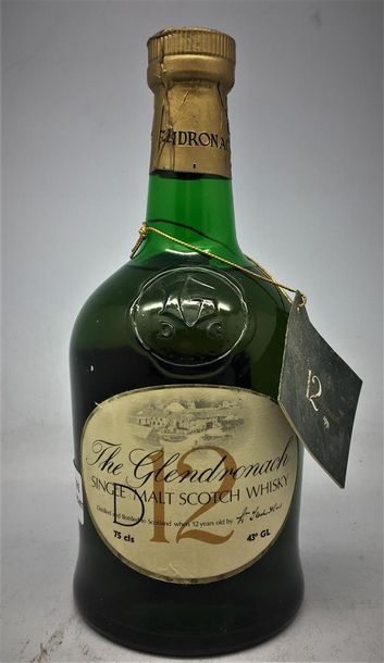 1 bouteille de Rémy Martin Louis XIII Cognac...