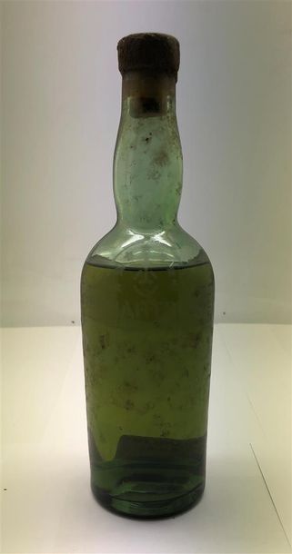 null 1 demi-bouteille de Chartreuse verte, habillage inexistant, 7 cm
