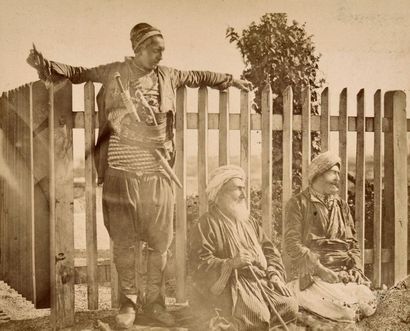 null Félix Bonfils - Tancrède Dumas - Zangaki 

Palestine et Syrie, c. 1870. 

Albums...