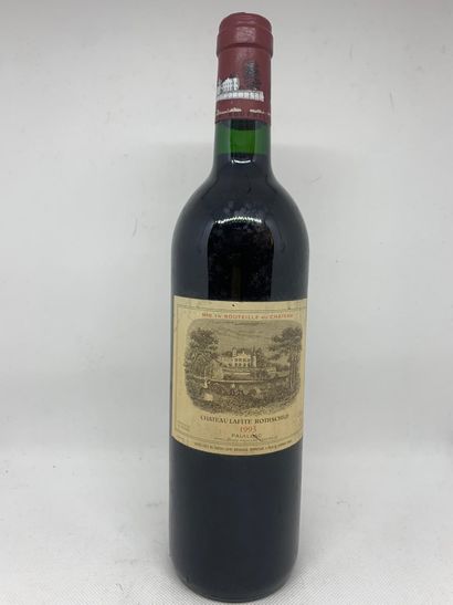 null 
1 bouteille de Château LAFITE-ROTHSCHILD Pauillac 1993, étiquette et capsule...