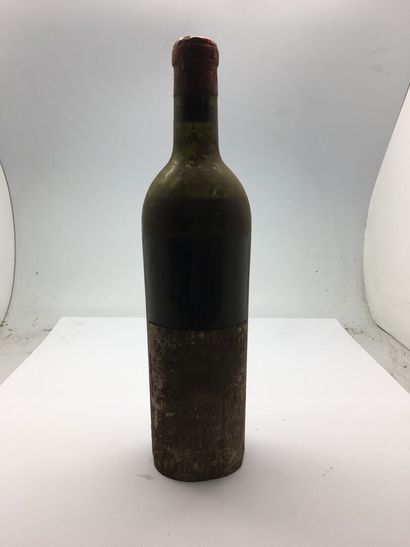 null 4 bouteilles dont 3 Château AUSONE Saint-Emilion 1948, très basse épaule, étiquette...