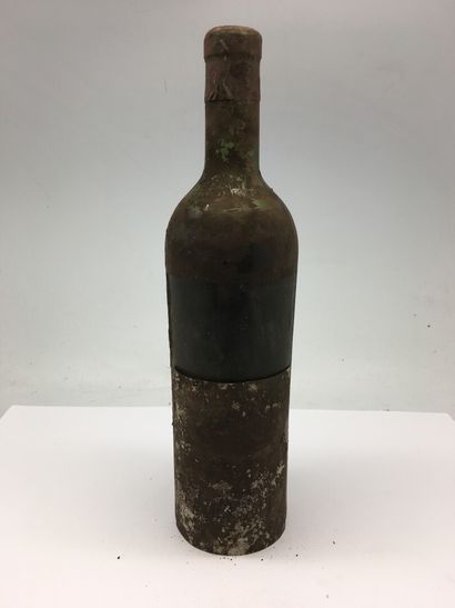 null 1 bouteillle de Château AUSONE Saint-Emilion 1945, Edouard Dubois-Challon, basse...