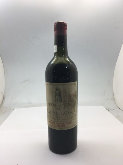  1 bouteille de Château LATOUR 1937, mi épaule,...