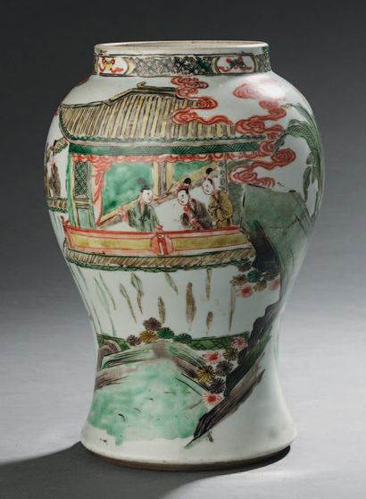 CHINE - Époque KANGXI (1662-1722) 
Partie inférieure de vase yen yen de forme balustre...
