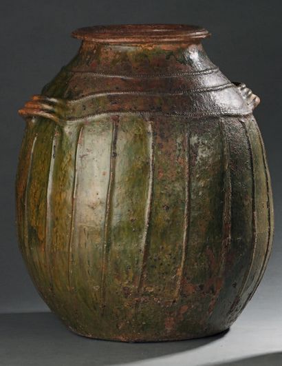 null Important melard in glazed earthenware with a shaded green glaze, with fluted...