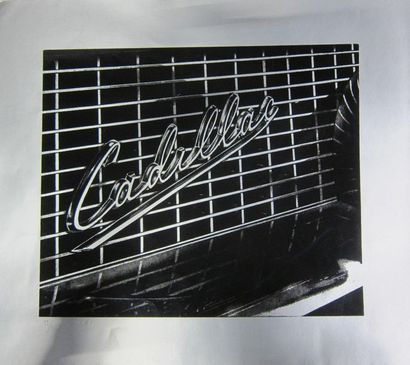 null ESPINET

Cadillac

Impression sur papier argenté, signée et justifiée 1/40.

32,5...
