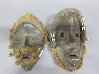 Deux masques africains.

30 et 31 cm
