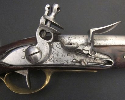 null Pistolet de cavalerie, modèle 1763-1766. Manufacture de Maubeuge.

Canon daté...
