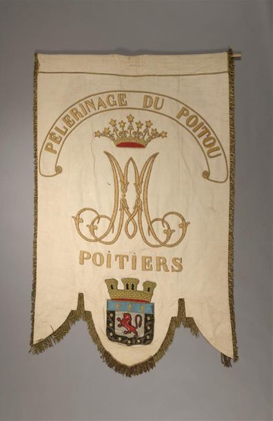 null Bannière de pèlerinage marial de la ville

de Poitiers, début du XXe siècle,...
