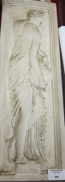 null Dans le goût de Clodion (1738-1814)

Vestale

Bas relief en plâtre.