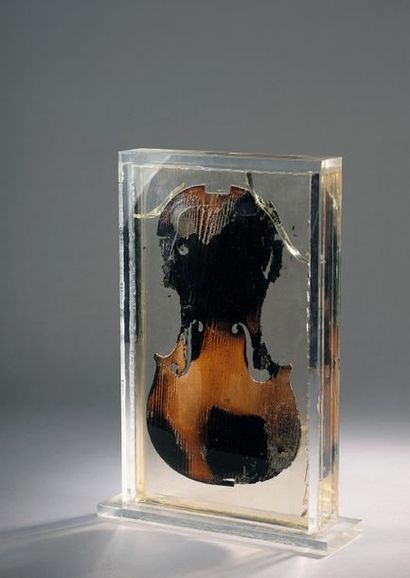 null Fernandez ARMAN (1928-2005)

Inclusion de violon

Bois, plexiglas, signé à la...