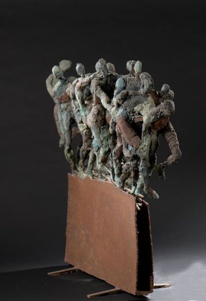 null Alice MORLON (Born in 1959)

Crowd

Sculpture in iron and concrete.

72 x 100...