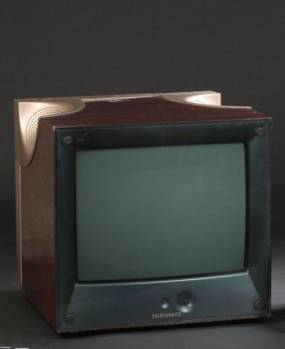 null Philippe STARCK (born in 1949) & SABA / THOMSON (publisher)

Portable television...