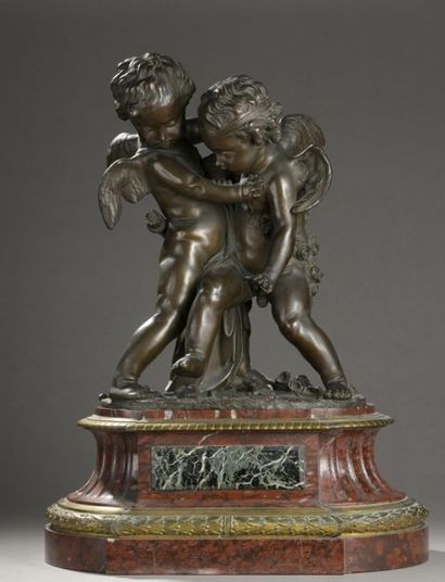 null According to Étienne FALCONET (1716-1891)

Two loves fighting over a heart

H....