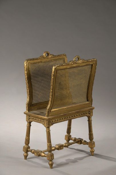  Wooden gilded print rack with a frieze of 
laurel leaves, fluted wall, fluted feet...