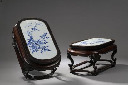 CHINE - Vers 1900

Paire de petites tables...