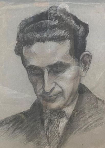 null Réunion de trois dessins

Portrait d'homme

Homme fumant la pipe

Prêtres se...