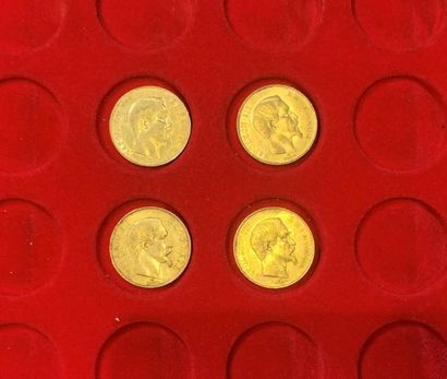 null Lot de 4 monnaies de 50 Francs français en or, Type Napoléon III tête nue. 1855...