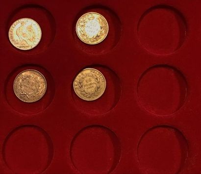 null Lot de 4 monnaies en or de 10 Francs français. 1857, 1865, 1899, 1912.

Usu...