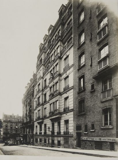 null Parisian Façades, 1910

Eleven highly decorative silver prints, 280 x 200 m...