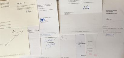 null POLITICS OF THE Vth REPUBLIC.

Set of signed photographs and 13 signed letters...