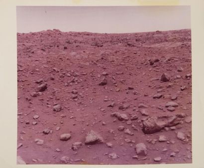null NASA

Viking 1 : Première photographie couleurs du sol martien, prise le 20...