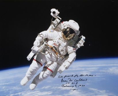 null NASA

Skylab : Bruce McCANDLESS, équipé de son MMU, en orbite dans l’espace...