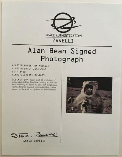 null NASA / Charles CONRAD

Apollo 12: Alan BEAN walking on the moon

Large silver...