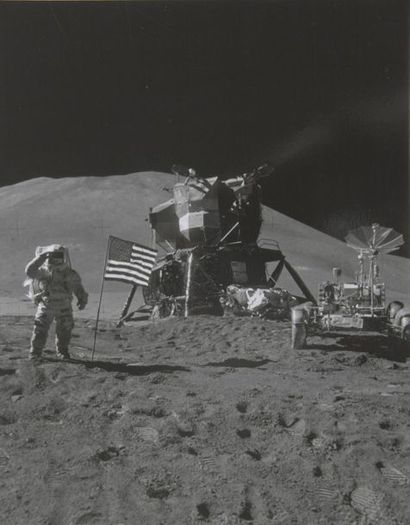 null NASA / David SCOTT

Apollo 15 : Jim IRWIN saluant de drapeau américain

Epreuve...