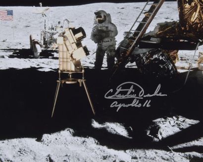 null NASA / John YOUNG

Apollo 16 : , Charles DUKE à 'Monts Descartes' 

Epreuve...