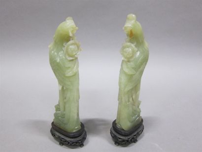 null Deux faisans en néphrite de couleur céladon.

Chine, XXème siècle.

H : 22 ...