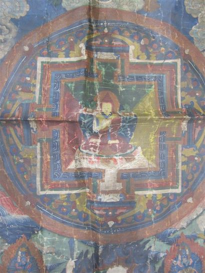 null TIBET - XIXe siècle

Ensemble comprenant :

- Mandala, détrempe sur toile, lama...