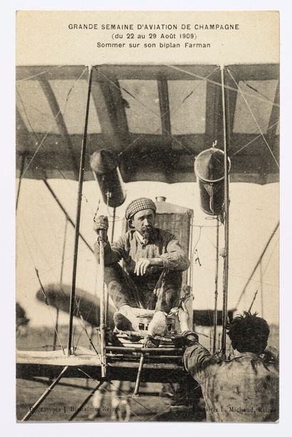 null Lucien LOTH (1885-1978)

Roger Sommer on a Farman biplane

Paulhan with a passenger...