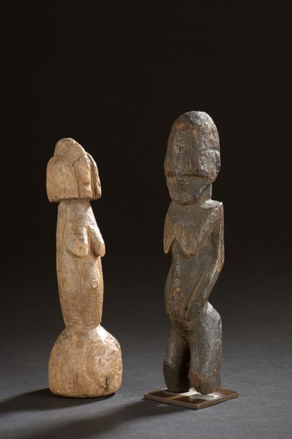  Lot of a Mossi doll and a statuette 
Lobi, Burkina Faso 
Wood with natural and brown...