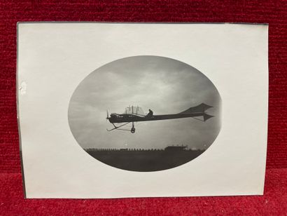 null Lucien LOTH (1885-1978)


Antoinette dans le ciel


Semaines d’aviation à Reims,...