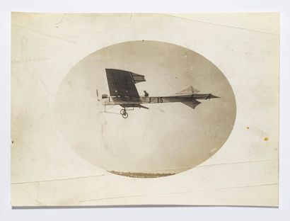  Lucien LOTH (1885-1978) 
Antoinette in the sky 
Aviation weeks in Reims, August...